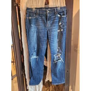 Old Navy Distressed Boyfriend Jean Capris